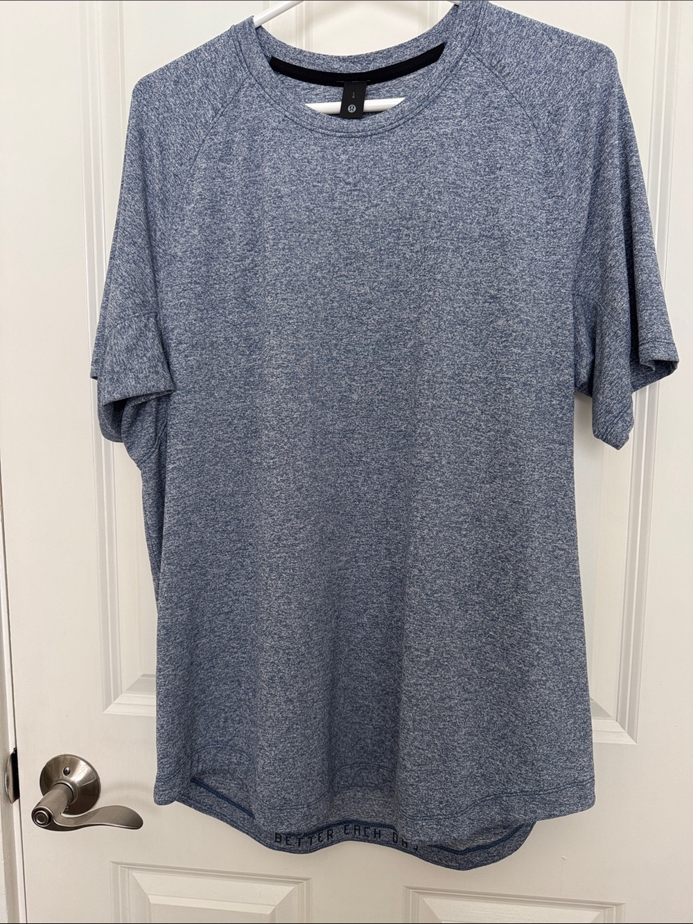 lululemon athletica Short Sleeve Heathered Blue Athletic Tee, Men’s Large